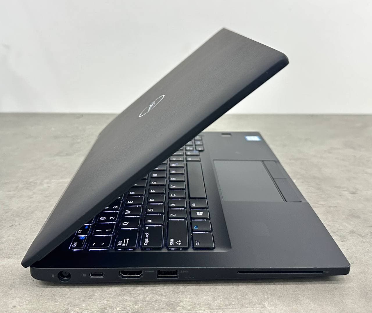 Dell Latitude 7390 / Core i5-8350U / 16GB / SSD 256GB / 13.3-inch FHD