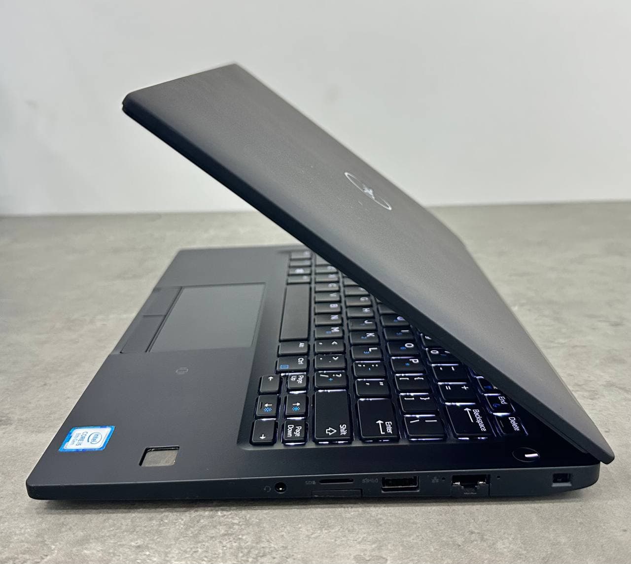 Dell Latitude 7390 / Core i5-8350U / 16GB / SSD 256GB / 13.3-inch FHD