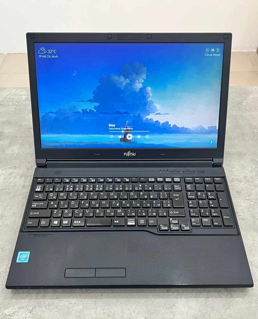 Fujitsu A553 / Celeron-B730 / 4GB / HDD 320GB / 15.6-inch HD