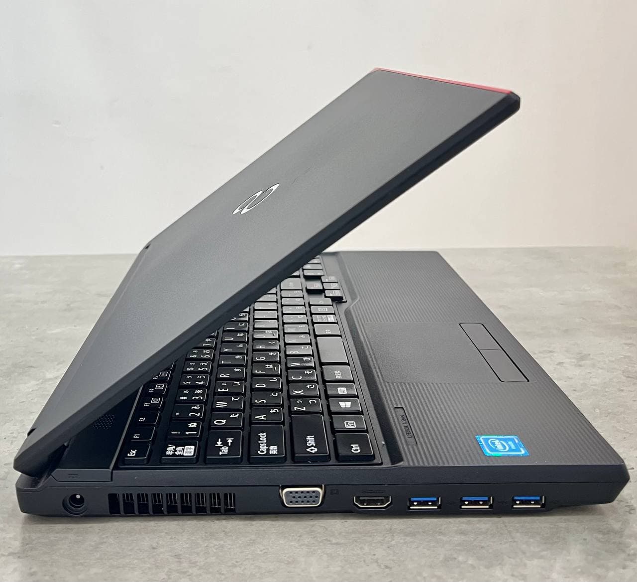 Fujitsu A553 / Celeron-B730 / 4GB / HDD 320GB / 15.6-inch HD