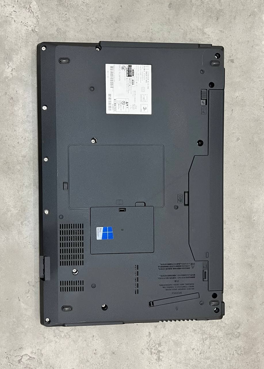 Fujitsu A553 / Celeron-B730 / 4GB / HDD 320GB / 15.6-inch HD