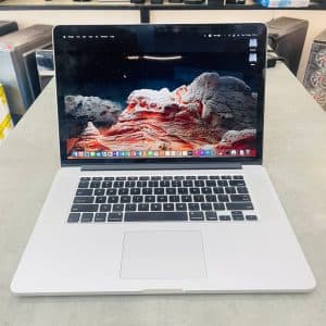 mac-pro-15inch-2015-i7-9.jpg