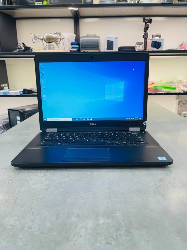 Dell Latitude E5470 i5-6440HQ / 8GB / SSD 256GB / R7 M360 / 14inch HD