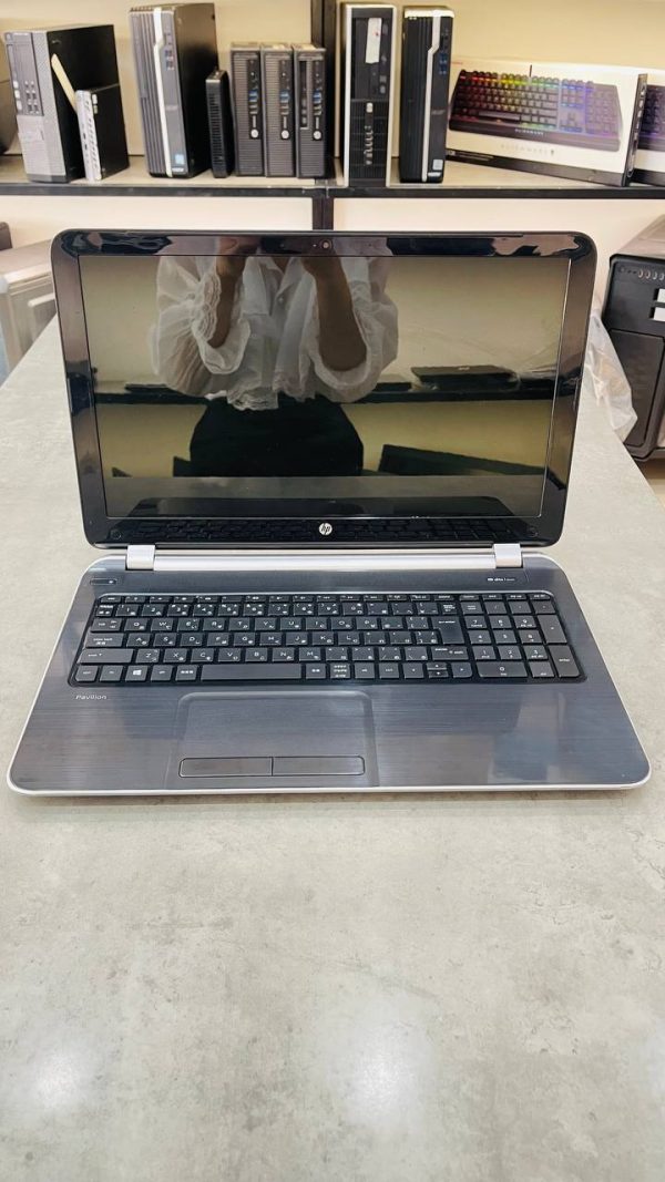 HP Pavilon 15 / AMD A4-5000 / 4GB / HDD 500GB / 15.6inch HD