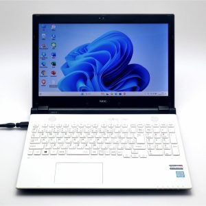 NEC Lavie NS700 / i7-5500U / 8GB / SSD 256GB / 15.6inch HD