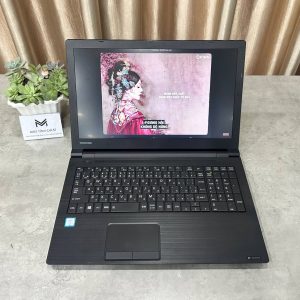 Toshiba B55 / Core i3-6006U / 4GB / SSD 128GB / 15.6inch HD